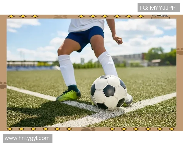 藏族足球球星闪耀绿茵场 展现民族自豪与拼搏精神的精彩时刻