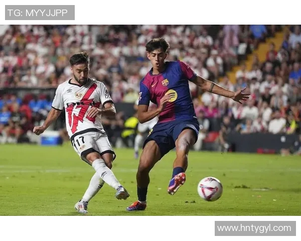 绿头发足球球星的成长历程与精彩瞬间揭秘 绿头发足球球星的成长历程与精彩瞬间揭秘