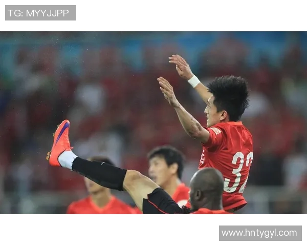 足球球星因突发咳嗽引关注健康状况引发球迷热议 足球球星因突发咳嗽引关注健康状况引发球迷热议